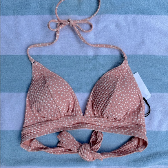 Robin Piccone designer Ally swim bikini SET in Blush with white polkadots. - Picture 6 of 8